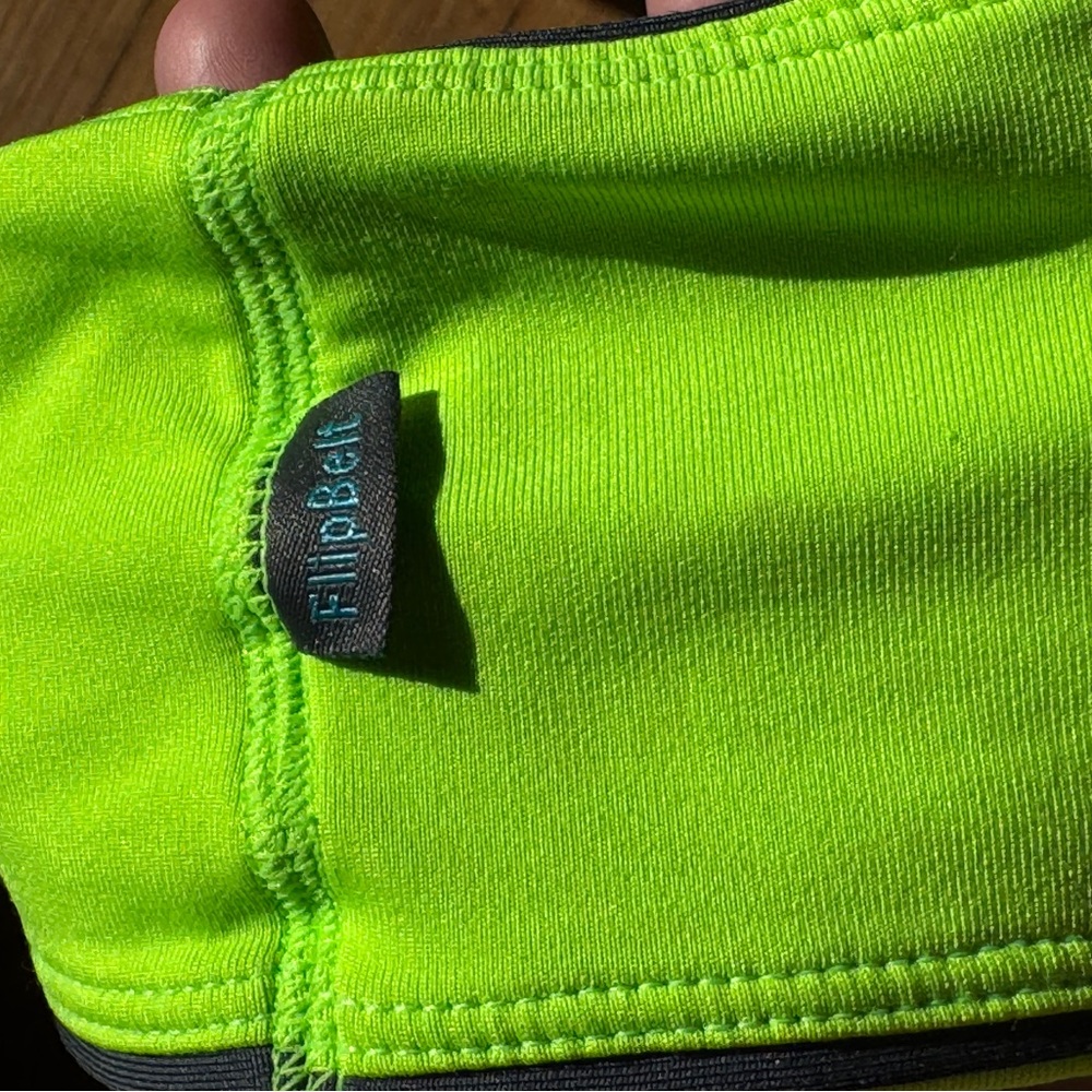 Neon Lime FlipBelt x-small - Picture 7 of 8